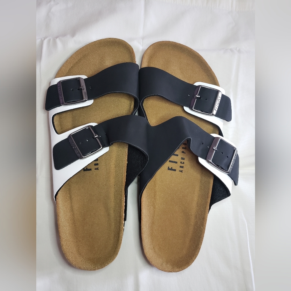 Fitory Arch Pro 2.0 Women's Sandals. Brand New. Size 10. Black White Tan